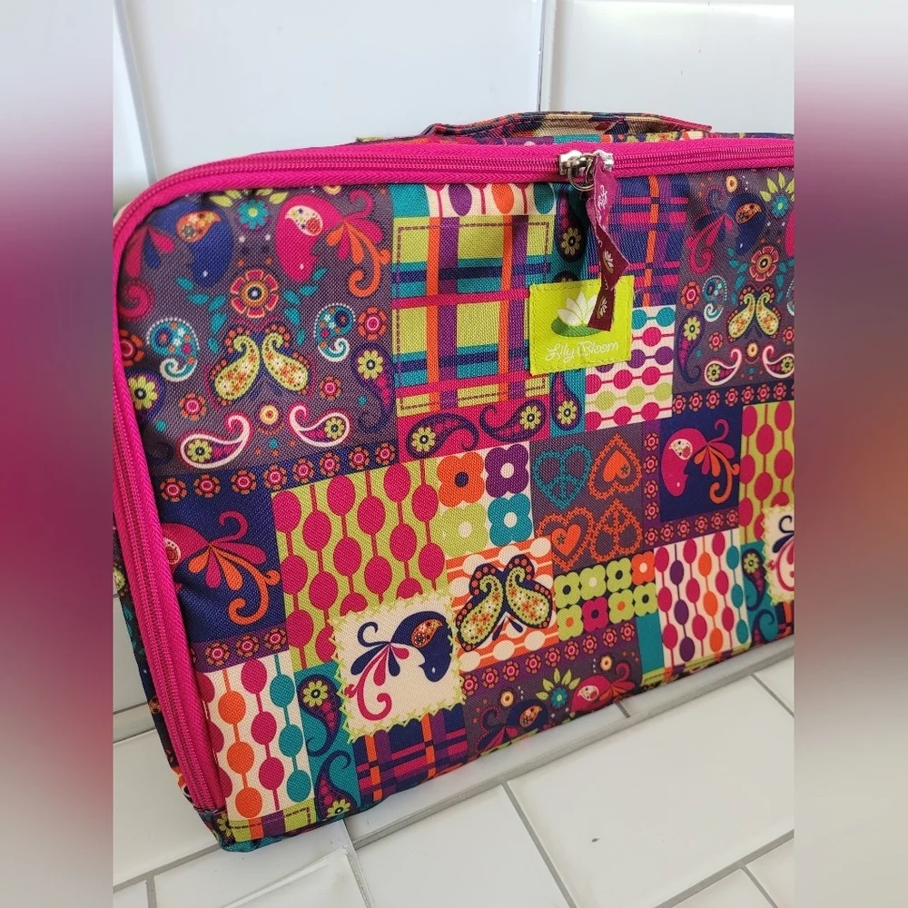 LILY BLOOM Colorful Shapes Paisley Print Laptop Carrying Case Double Zip Closure